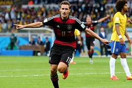 Vượt Ro “béo”, Klose thiết lập kỷ lục mới cho World Cup
