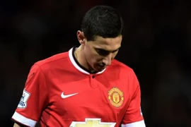 Di Maria trễ hẹn với M.U: Nổi loạn để được tới PSG?
