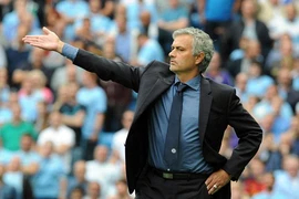Mourinho: ‘Tôi biết Chelsea gặp rắc rối chỉ sau 10 giây thi đấu’