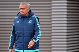 Thực hư chuyện Monaco bỏ 35 triệu bảng mua… Mourinho