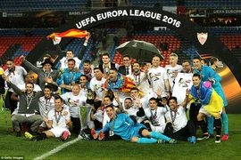 Ngược dòng hạ Liverpool, Sevilla 3 lần liên tiếp vô địch Europa League