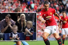 Theo chân Rooney,Ibrahimovic cho 2 con trai gia nhập MU