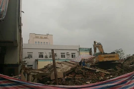 Sập trụ sở cũ báo Đà Nẵng, 2 người tử vong