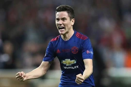 Barca dùng 80 triệu euro "dạm hỏi" sao MU