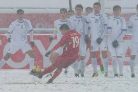 Mắt đỏ ngầu, Quang Hải tiếc nuối vì U23 VN thua trận