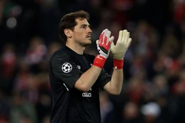 Champions League chia tay 1 huyền thoại