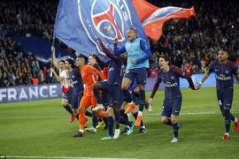 Hủy diệt đối thủ trực tiếp Monaco, PSG chính thức vô địch Pháp