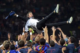 Tới Arsenal thay Wenger, Luis Enrique muốn 200 triệu bảng Anh