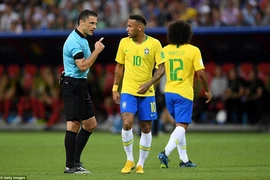 Vào vòng cấm là ngã, trình 'diễn sâu' của Neymar được nâng tầm