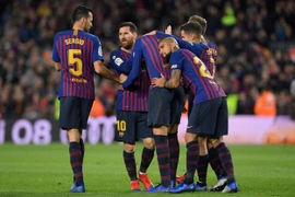 Đánh bại Villarreal, Barcelona đòi lại ngôi đầu bảng