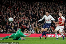Đánh bại Arsenal, Tottenham gặp Chelsea tại bán kết
