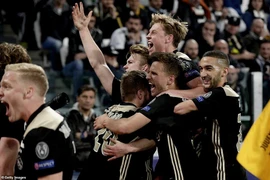 Ronaldo 'nổ súng', Juventus vẫn thua ngược cay đắng trước Ajax