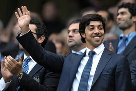 Sóng gió chưa nguôi, Man City lại bị UEFA điều tra