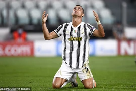 Ronaldo phá vỡ im lặng sau khi Juventus thay Sarri bằng Pirlo