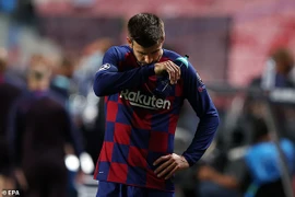 Barcelona thất bại ê chề, Pique nói quá khủng khiếp và xấu hổ