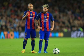 Messi viết tâm thư xúc động gửi đến huyền thoại Argentina