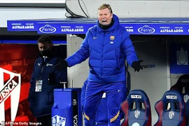 HLV Koeman không hài lòng vì hàng công Barcelona phung phí quá nhiều cơ hội. ẢNH: GETTY 