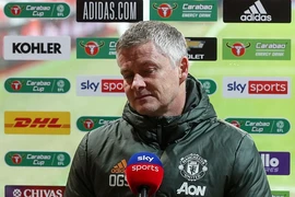 Vẻ mặt thất vọng của Solskjaer sau trận thua của MU. ẢNH: REX