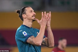 Ibra không thể trở lại Old Trafford đối đầu với đội bóng cũ MU. ẢNH: REUTERS
