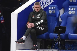 Chốt lịch đá lại trận MU - Liverpool: Solskjaer đau đầu