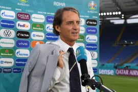 HLV đẹp trai và xấu trai nhất Euro 2020 là ai?