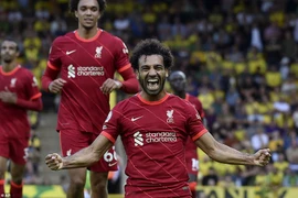 Liverpool thắng tưng bừng trong ngày trở lại của người hùng