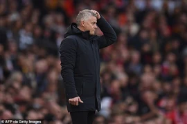 Solskjaer nói gì trong phòng thay đồ MU sau trận thua thảm Liverpool?