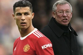Sir Alex Ferguson mất 20 giây ngăn chặn vụ chuyển nhượng của Ronaldo
