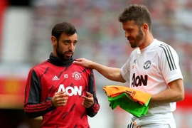 Vì sao Bruno Fernandes bị MU loại bỏ?