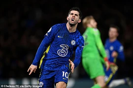 Chelsea và Liverpool hòa nhau ngoạn mục, Man City cảm ơn