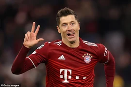 Xác định hai CLB đầu tiên vào tứ kết Champions League