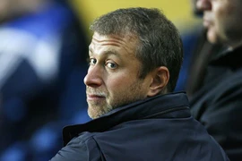 Ám ảnh bị đầu độc, Abramovich có hành động cực đoan ở Chelsea
