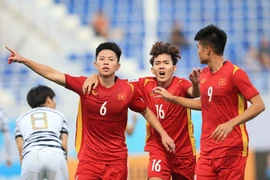 Xem siêu phẩm của Tiến Long giúp U-23 Việt Nam hòa Hàn Quốc