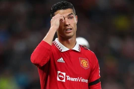 ‘Chúng tôi đã đàm phán ký hợp đồng với Ronaldo’
