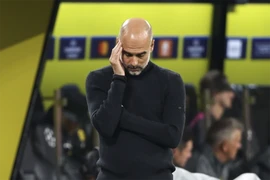 Pep Guardiola lo sợ MU
