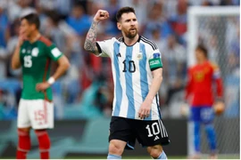 Chủ tịch PSG nói về khả năng mua Ronaldo và Rashford, giữ chân Messi