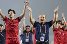 HLV Park Hang-seo: ‘Các anh phải giúp thế hệ tương lai không sống trong áp lực nữa’