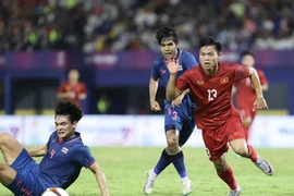 Nỗ lực thắng Thái bất thành, U-22 Việt Nam gặp Indonesia ở bán kết SEA Games