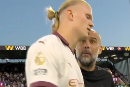 Pep Guardiola và Haaland giải thích về màn đấu khẩu trên sân