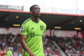MU xem xét bán Martial cho West Ham