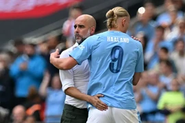 Manchester City bán sạch vé và có biệt danh mới