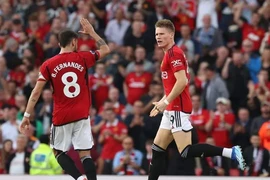 McTominay ghi 2 bàn phút bù giờ, MU ngược dòng đầy cảm xúc