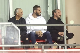 Fan MU phát cuồng với thông báo mới của De Gea