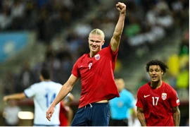 Scotland lỡ cơ hội giành vé sớm, Haaland 'nổ súng', Messi thi đấu trở lại