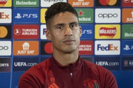 Sự nghiệp của Varane ở MU tan nát
