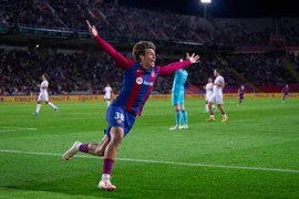 Vừa vào sân 34 giây, sao trẻ 17 tuổi ghi bàn duy nhất trận cho Barca