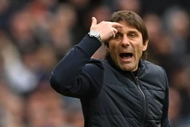 Conte lại lên tiếng chỉ trích Tottenham đầy cay nghiệt