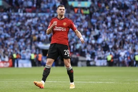 Sao MU gây sốc khi lọt vào danh sách cầu thủ hay nhất Premier League