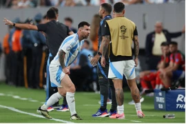 Xác định 4 cặp đấu tứ kết Copa America