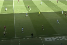 Khoảnh khắc kỳ lạ của Pep Guardiola